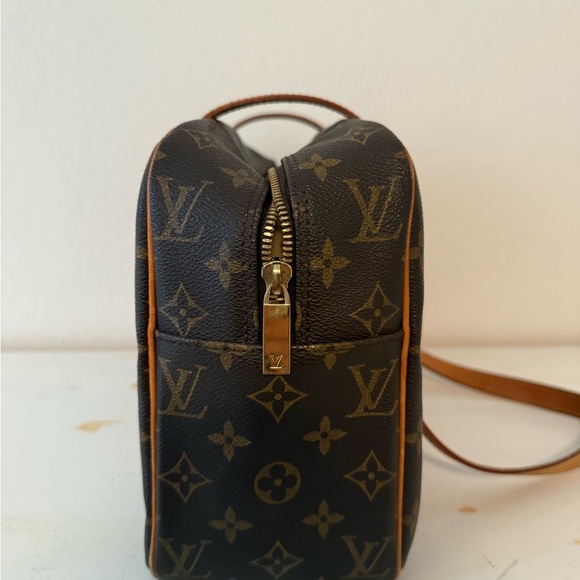 Vintage Louis Vuitton Cité MM - Picture 8 of 8
